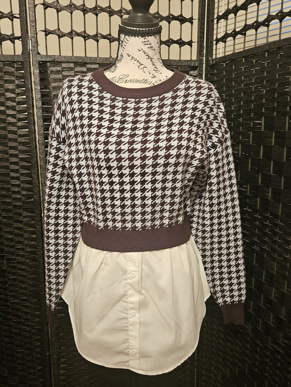 Joie Brown and White Houndstooth Cropped Crewneck Sweater
